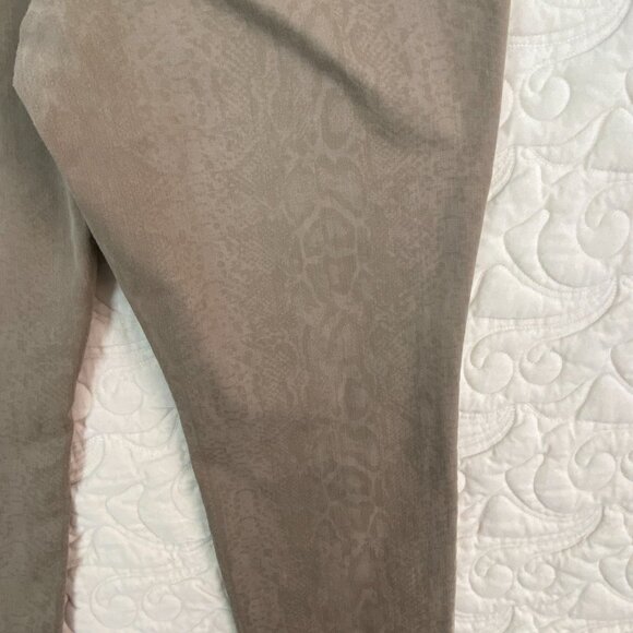 Torrid Jeggings Snakeskin Beige Size 20 Regular - Picture 5 of 11